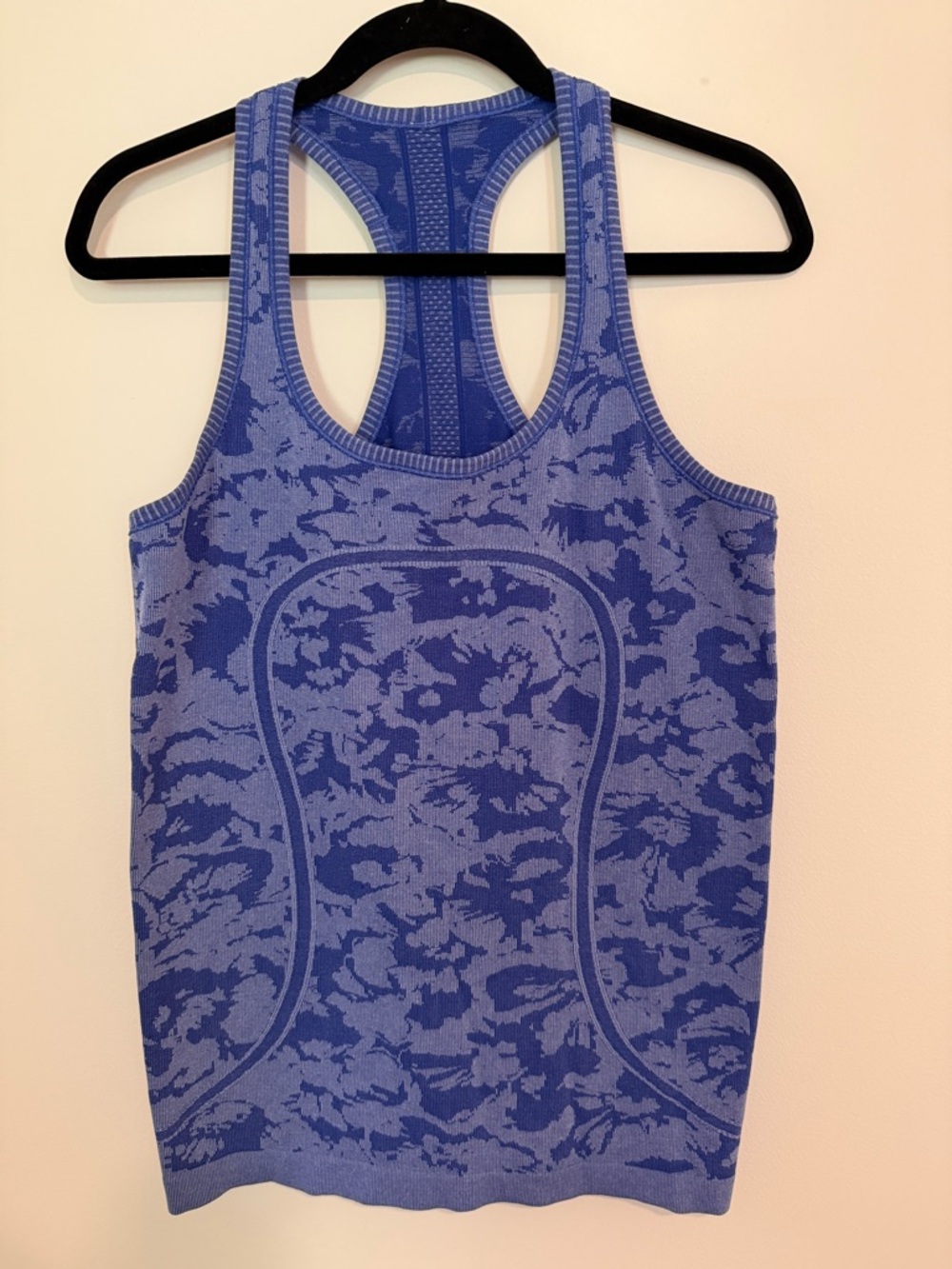 Lululemon Seamless Racerback Workout Tank - Blue Crackle Print
